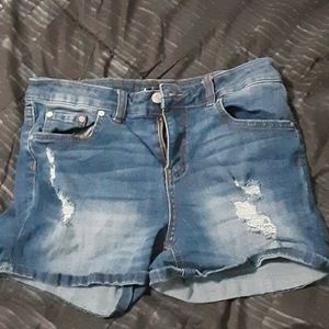 Cute denim shorts